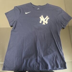 Nike Derek Jeter New York Yankees T-Shirt Size Kids Medium #242